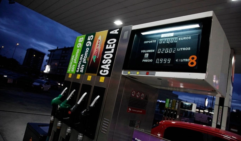Les taxes doublent les prix du carburant