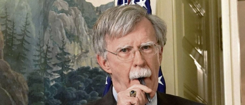 John Bolton. Dur, dur de réfléchir.