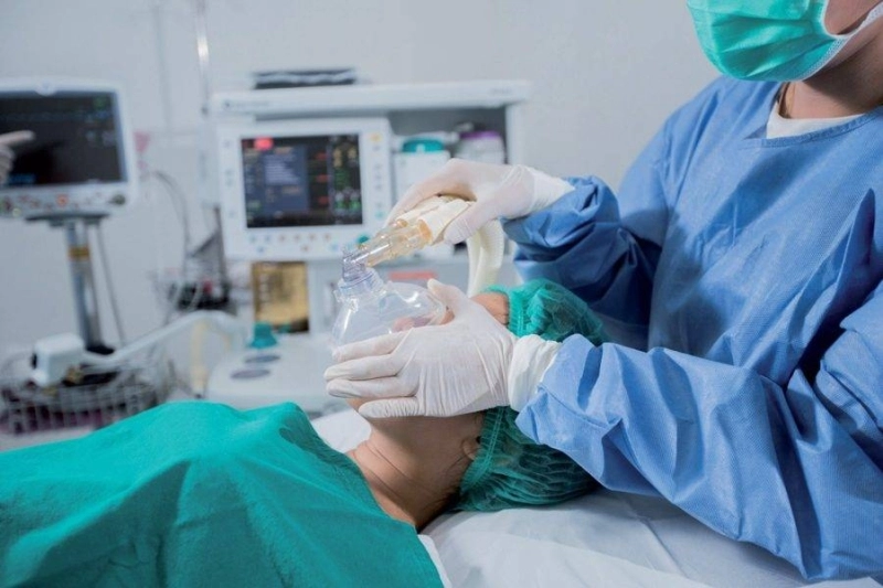 Sauver des vies à ses risques et périls ou se plier à la loi ? Le dilemme des infirmiers anesthésistes