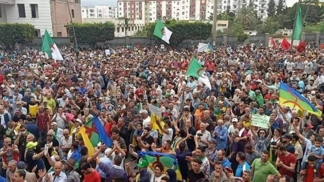 Le Hirak s'intensifie en Algérie après les législatives
