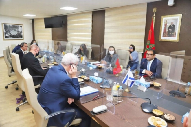 Entretien entre la délégation israélienne conduite par Alon Ushpiz avec des responsables du ministère des Affaires étrangères.