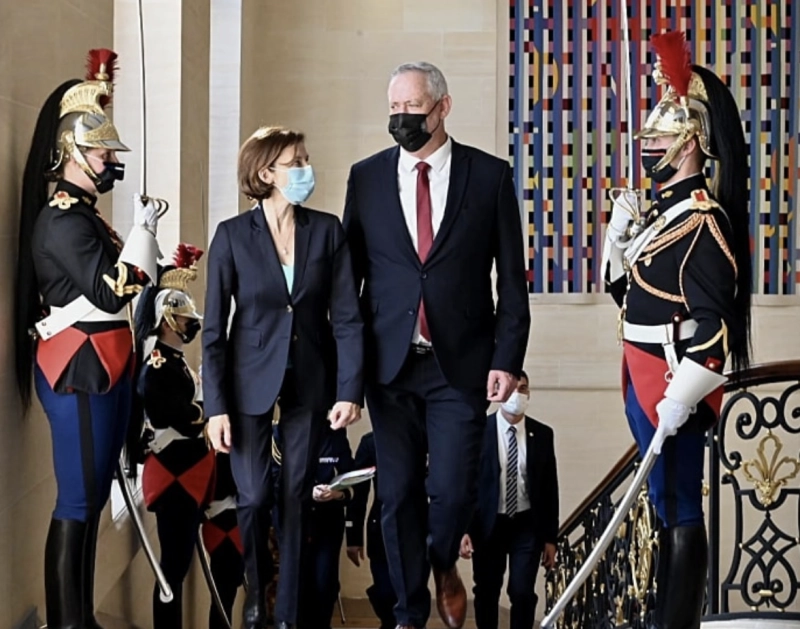 Le ministre israélien de la Défense lors de sa arencontre avec son homologue française