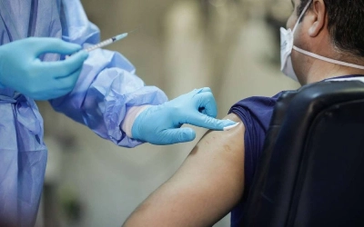 Faut-il penser déjà à la troisième dose au Maroc ou plutôt se concentrer sur l'objectif de la vaccination de 80% de la population ?