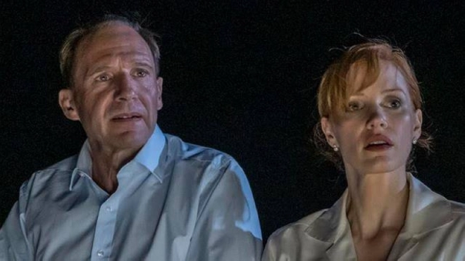 The forgiven Ralph Fiennes et Jessica Chastain