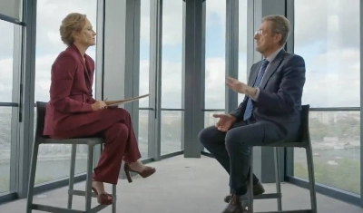 Dans cette interview à France 5, l’ancien directeur de la DGSE Bernard Bajolet confirme qu’une "taupe" a officié en 2017 au cabinet de Jean-Yves Le Drian, alors ministre de la Défense