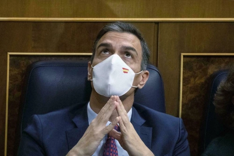 Pedro Sanchez prépare le chéquier