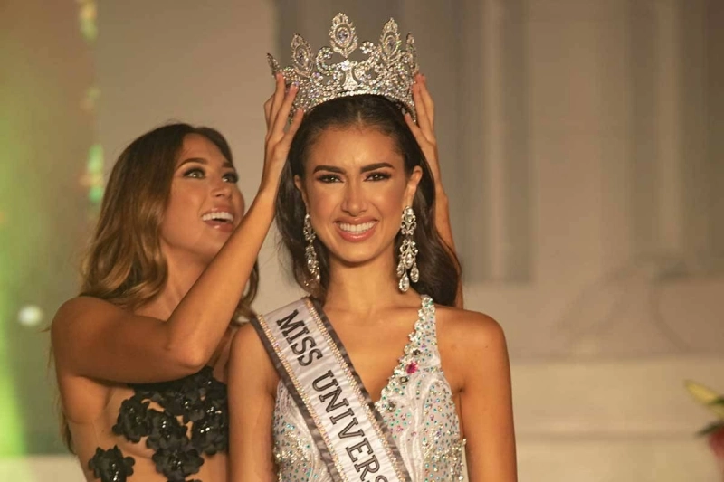 Sarah Loinaz, Miss Univers Espagne 2021.