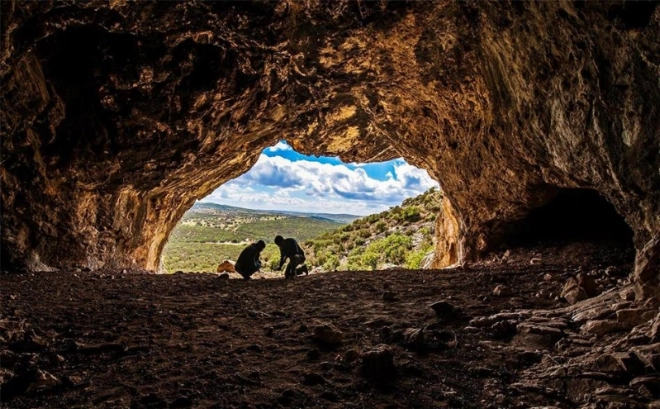 Grotte de Bizmoune vue de l’intérieur