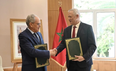 Le ministre israélien de la Défense, Benny Gantz avec le ministre délégué à la Défense, Abdellatif Loudiyi.