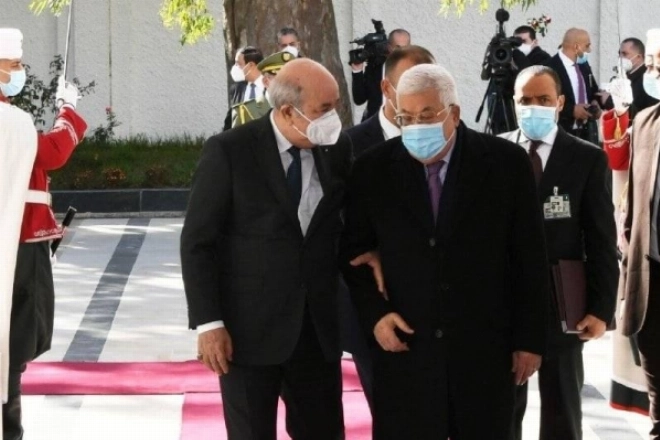 Abbas a trouvé 100 millions de dollars. Que gagne Tebboune?