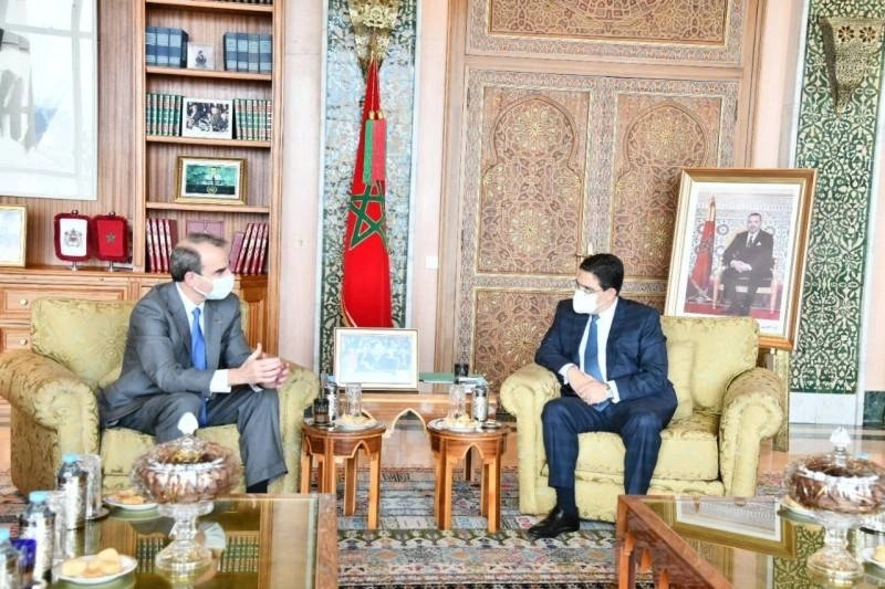 Jason Isaacson, le Directeur des Affaires politiques de AJC chez Nacer Bourita, le Ministre des Affaires étrangères et de la coopération du Maroc.