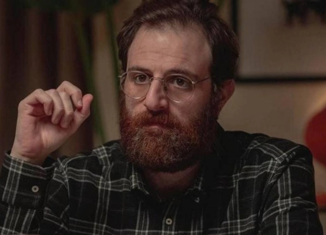 L'acteur Fouad Yamin joue le rôle d'un homosexuel dans Ashab Wala Aaz.