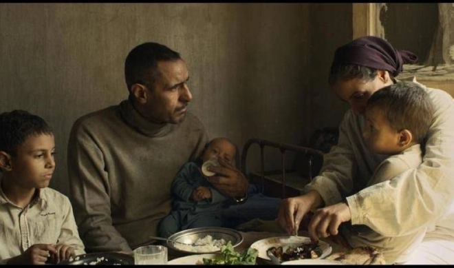 Le film Feathers (Plumes) de Omar El Zohairy dépeint la question de la pauvreté et la vulnérabilité en Egypte.