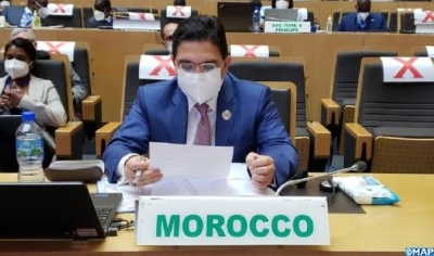 Nasser Bourita présentant le Rapport du Souverain sur le suivi de l’opérationnalisation de l’Observatoire Africain des Migrations au Maroc
