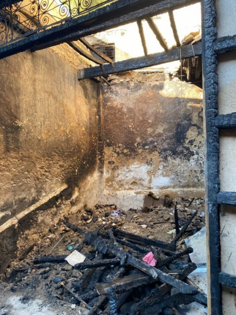 Incendie de R'cif à Fès. Plus de 24 magasins incendiés.