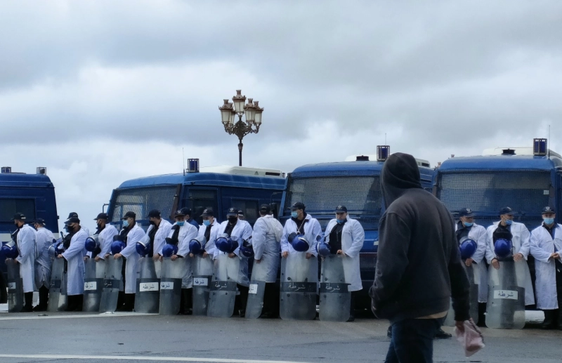 Déploiement de dispositifs policiers surréalistes en Algérie