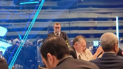 Steve O'Hana annonçant à Tel-Aviv le projet qu'il compte lancer avec l'israélo-américain Ido Schoenberg, fondateur et CEO d’Amwell