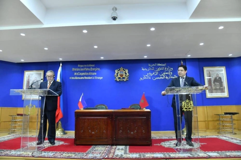 Le chef de la diplomatie des Philippines lors du point de presse donné avec Nasser Bourita