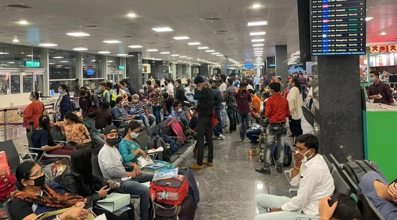 Aakar Patel a été interpellé à l'aéroport de Bangalore
