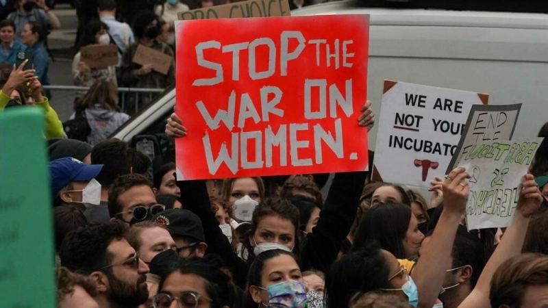 Non à la guerre contre les femmes