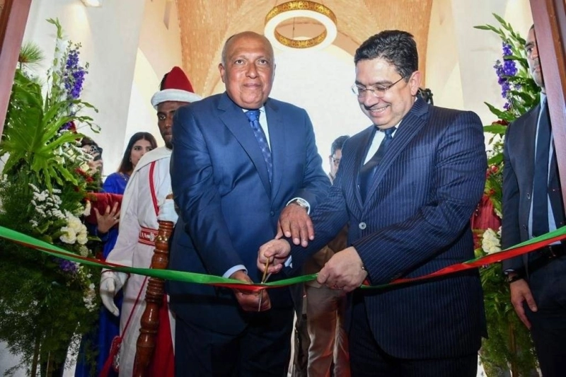 Nasser Bourita et son homologue égyptien, Sameh Shoukry, inaugurant à Rabat les nouveaux locaux de l’Ambassade d’Egypte