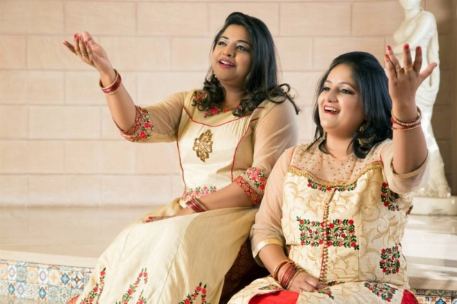 The Roohani sisters.