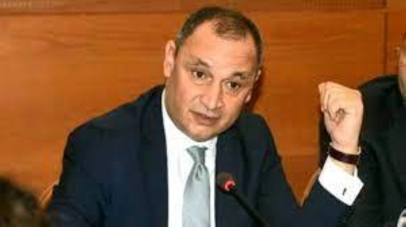 Ryad Mezzour, ministre de l’industrie et du commerce,