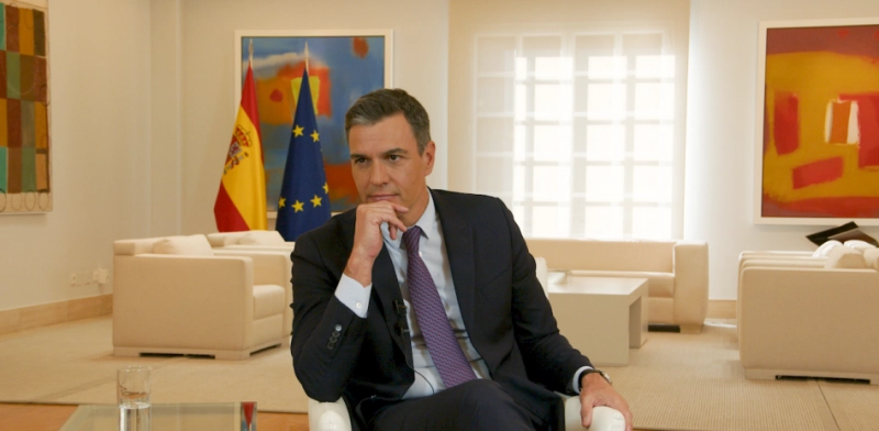 Pedro Sanchez lors de l'entretien de La Vanguardia
