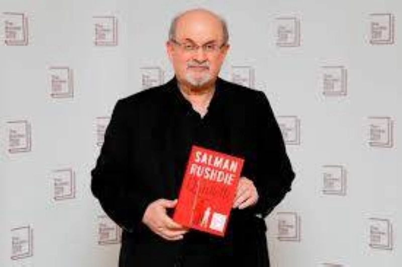 Salman Rushdie n’a produit qu’un livre pas un bazooka