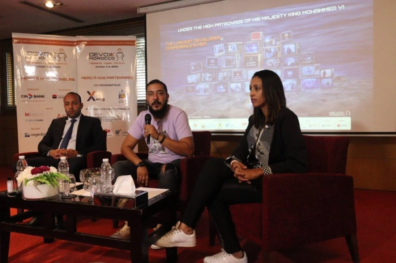 Rachid Boukhanfer, vice-président Chargé de Développement Économique - Conseil Régional Souss-Massa, Badr EL Houari, président de DEVOXX Morocco et Hanae EL Bouyousfi directrice DEVOXX Morocco.