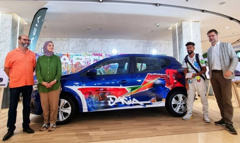 Nabil Ait Salah, vainqueur du concours spécial Streetart sur les réseaux sociaux de la marque Dacia.