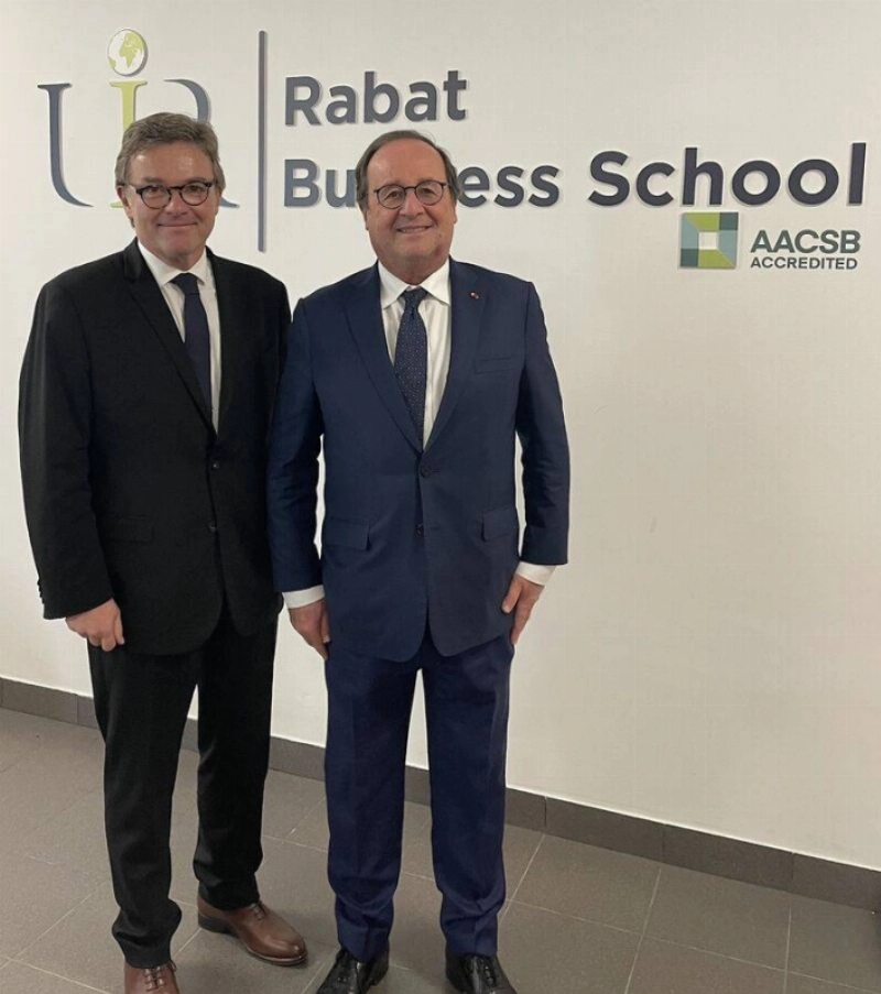 François Hollande et Olivier Aptel, doyen et DG du College of Management de Rabat Business School