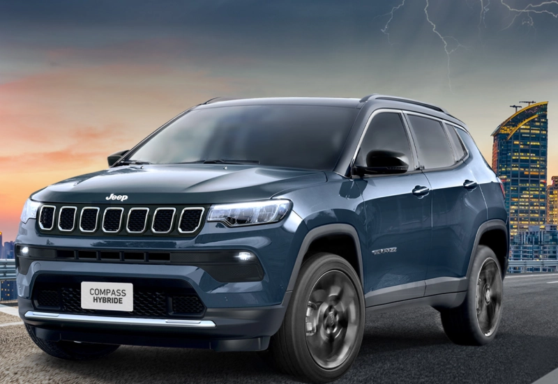 La nouvelle version e-Hybrid du Jeep Compass embarque un moteur essence 4 cylindres 1.5l turbo.