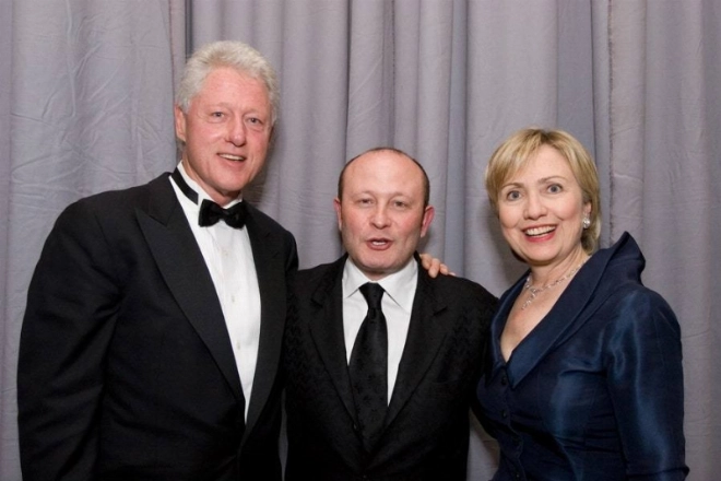 Franco Nuschese avec les Clinton… des amis