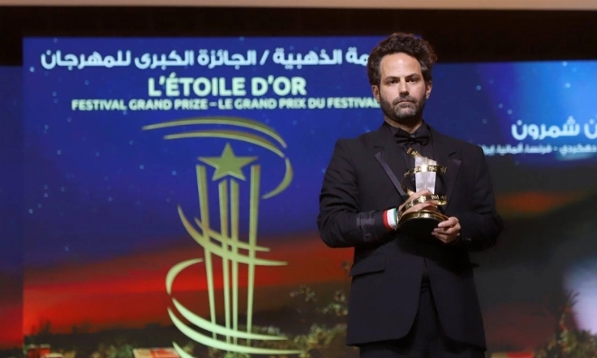 Le réalisateur iranien Emad Aleebrahim Dehkordi remporte l'étoile d'or du FIFM 2022 pour Chevalier noir.