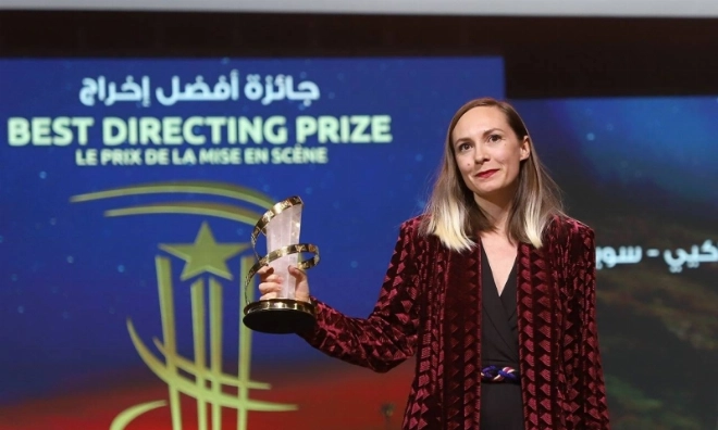 la cinéaste suisse Carmen Jaquier remporte le prix de la mise en scène pour Foudre.