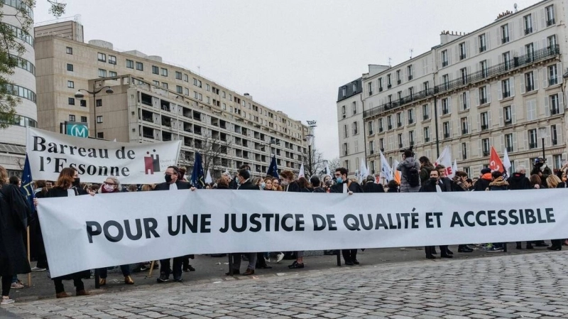 Le suicide d'une magistrate a révélé l'étendue du drame que vit la profession
