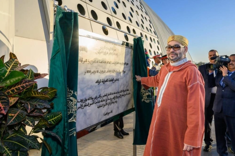 Le Roi Mohammed VI inaugurant la nouvelle gare routière de Rabat