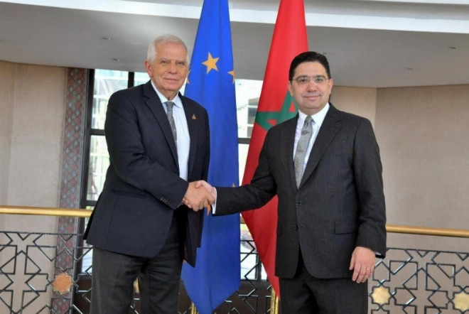 Nasser Bourita saluant Josep Borrell
