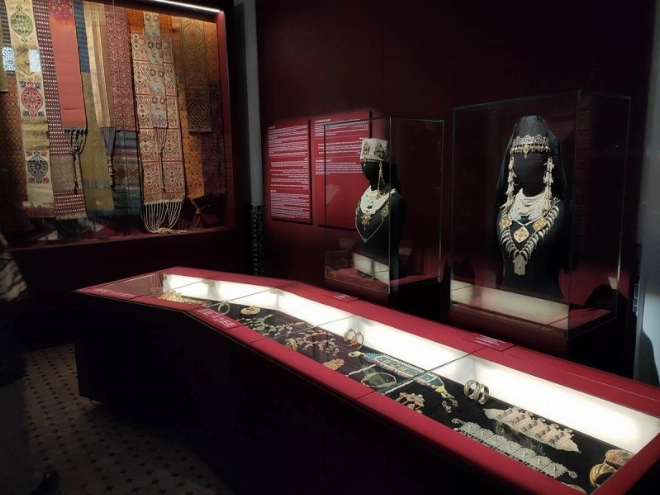 Le roi Mohammed VI a mis à la disposition de la FNM toute sa collection de bijoux amazighs.
