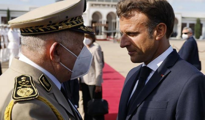 Chengriha masque face à Macron démasqué