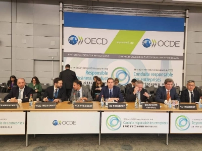 Mohcine Jazouli promeut la charte de l'investissement à l'OCDE.