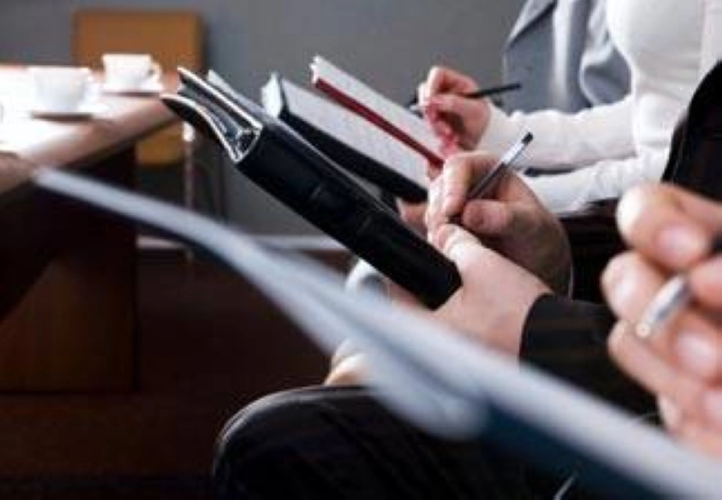 Une augmentation de salaire échelonnée sur deux ans pour les journalistes de la presse écrite