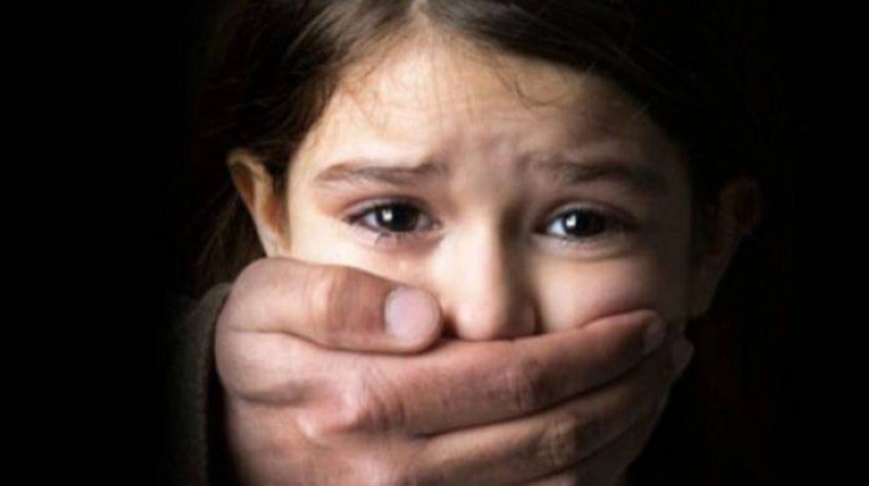 La victime n'est autre que la propre fille de ces "trafiquants" d'êtres humains