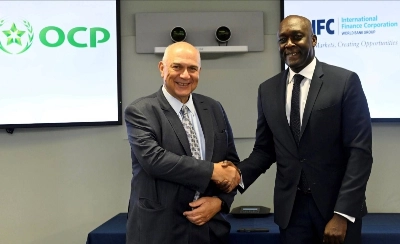 Mostafa Terrab avec le patron de l’IFC, Makhtar Diop