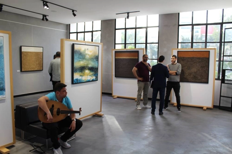 Matière et Espace Réflexions Artistiques, exposition inaugurale de Hassan Abarou à la Galerie Iklyle à Tanger.