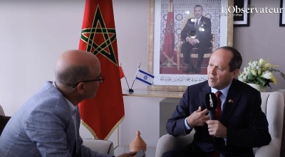 Le ministre israélien de l'Économie, Nir Barkat au micro de L'Observateur du Maroc et d'Afrique.