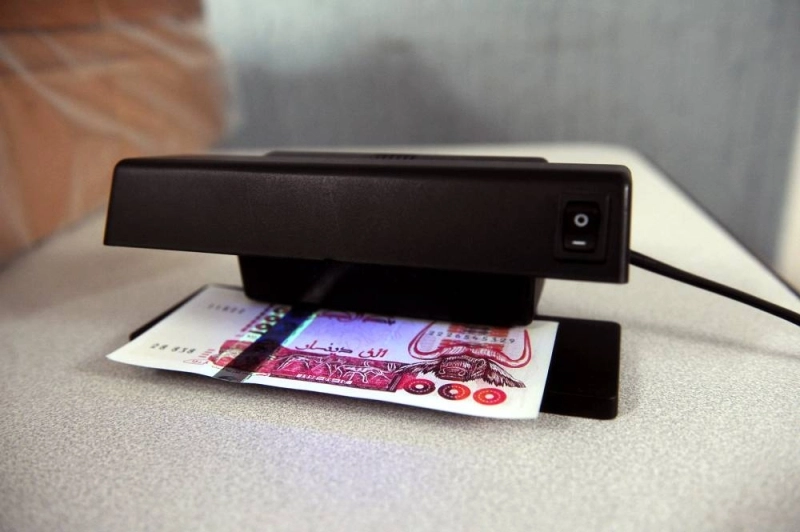 Les faux dinars sont déjà une spécilité algérienne.