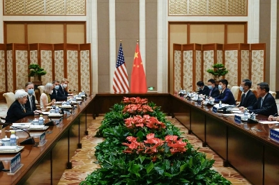 La Secrétaire au Trésor Janet Yellen (L) en meeting avec le Vice Premier ministre He Lifeng (R).
8 Juillet 2023. Photo AFP