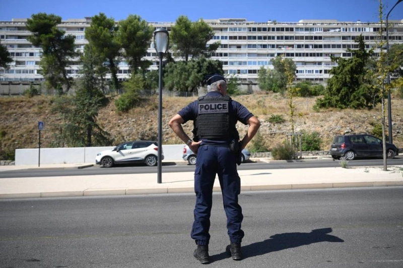 A Pissevin, la police ne peut que regarder